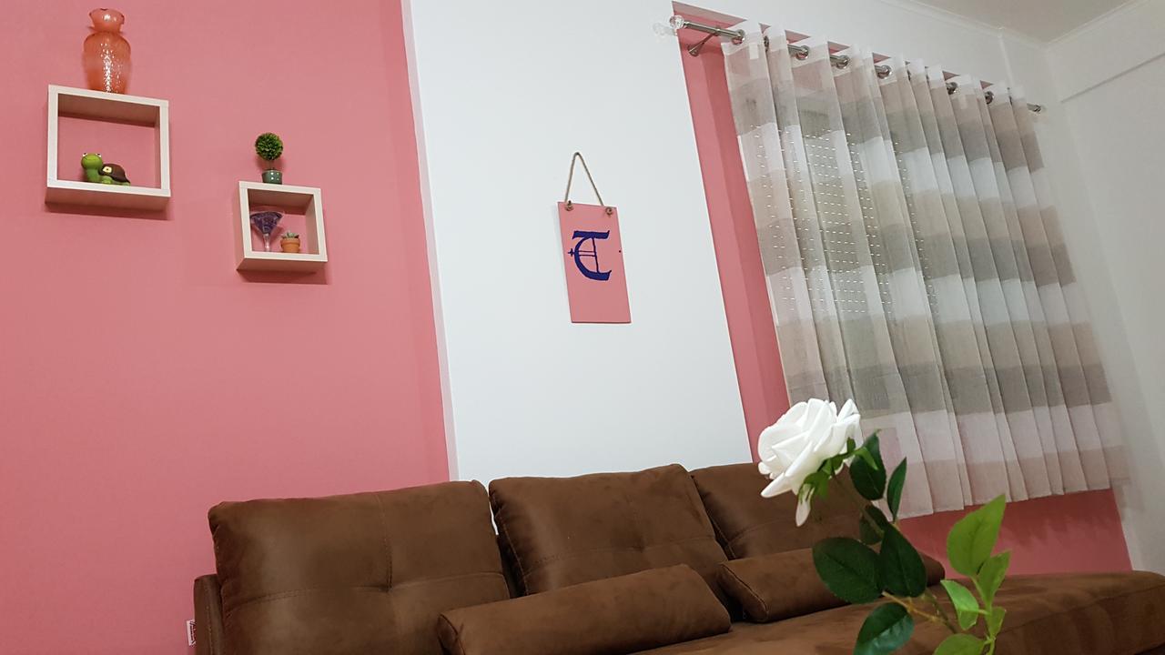 Appartamento Giallo Vlorë Exterior foto