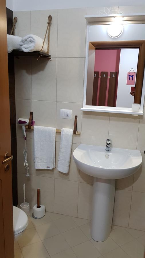 Appartamento Giallo Vlorë Exterior foto