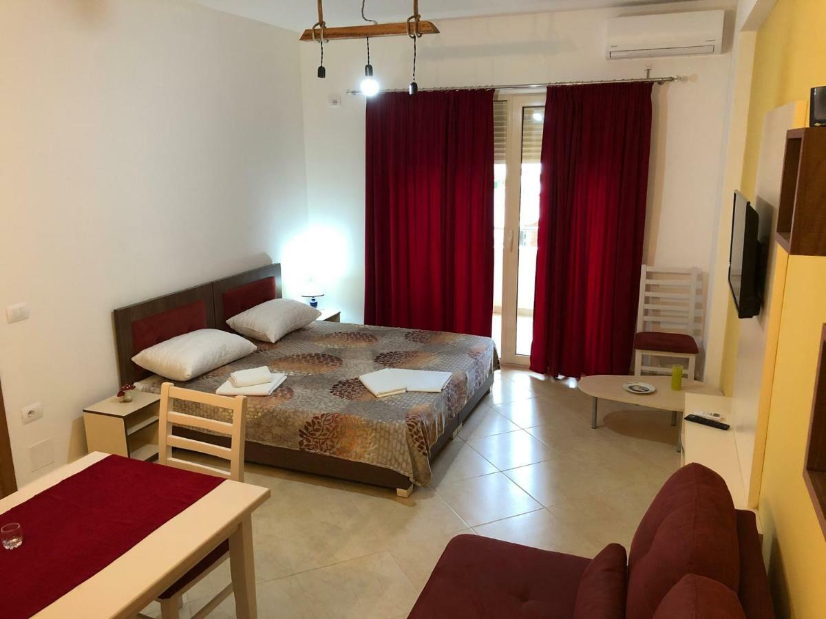Appartamento Giallo Vlorë Exterior foto