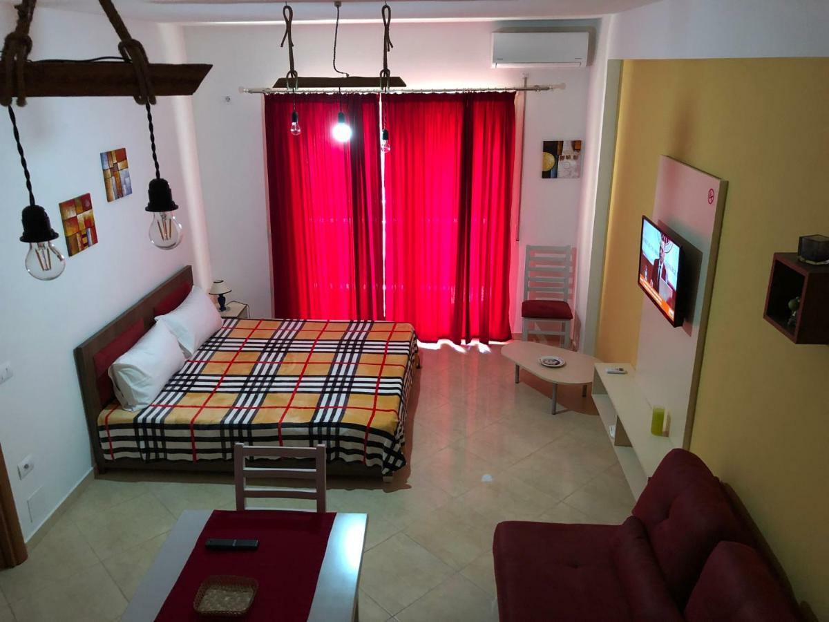 Appartamento Giallo Vlorë Exterior foto